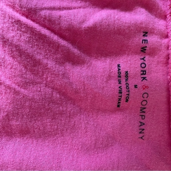 Women’s Pink Top With Floral Details Size Medium - Picture 6 of 6